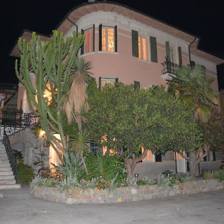 Hotel La Scogliera Бордихера Екстериор снимка