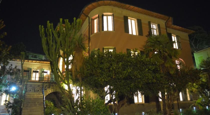 Hotel La Scogliera Бордихера Екстериор снимка