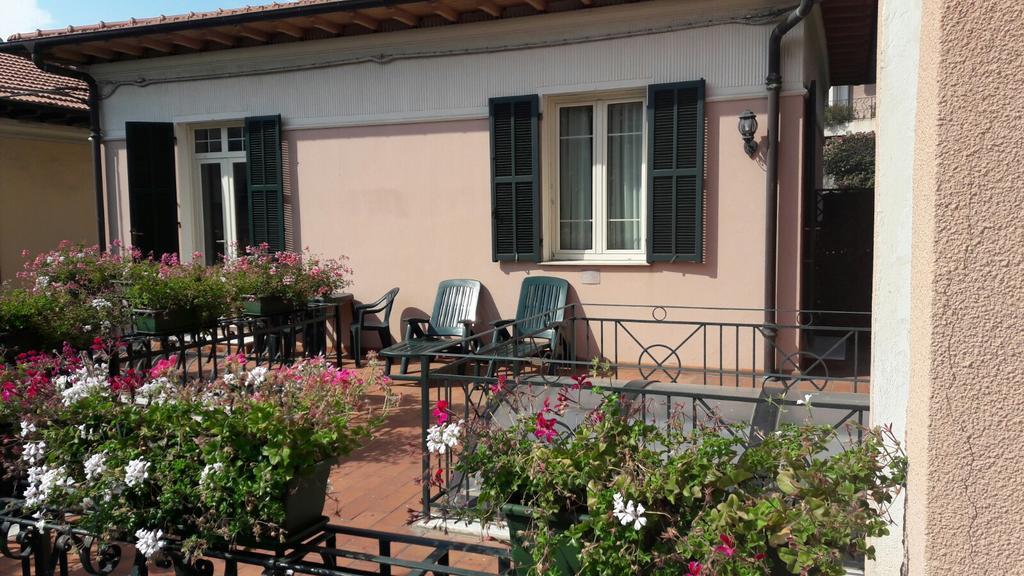Hotel La Scogliera Бордихера Екстериор снимка