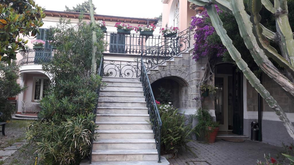Hotel La Scogliera Бордихера Екстериор снимка